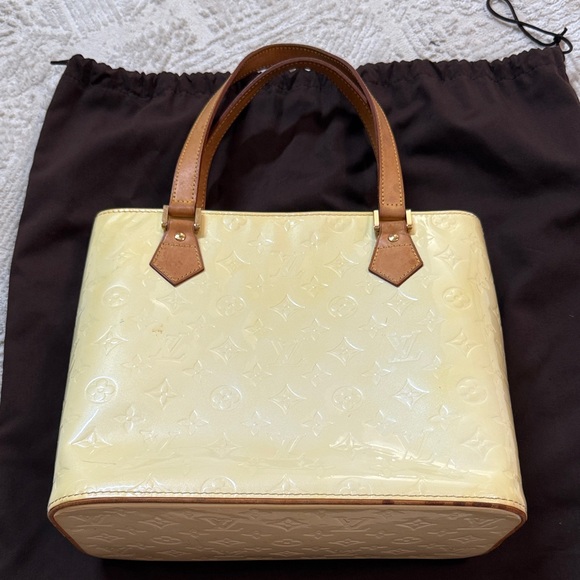 Louis Vuitton Glossy Butter Yellow Tote - Picture 1 of 10